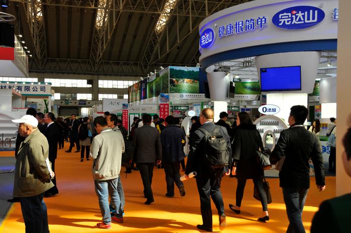 觀眾絡(luò)繹不絕